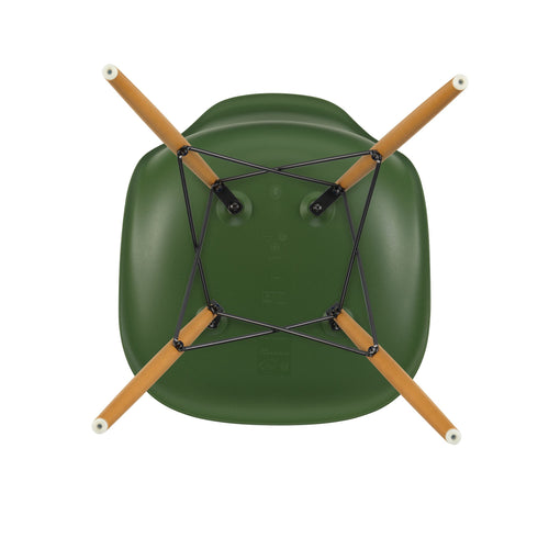 Cadeira Eames em Plástico DSW / Ácer Dourado